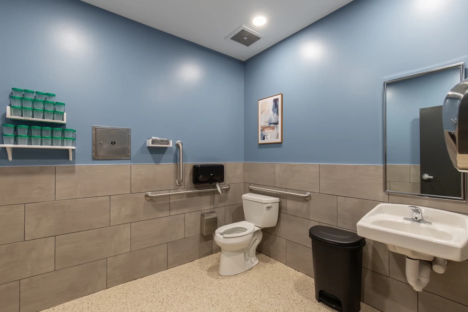 Broken to Better Urgent Care interior, Charlotte NC commercial upfit (photo 10)