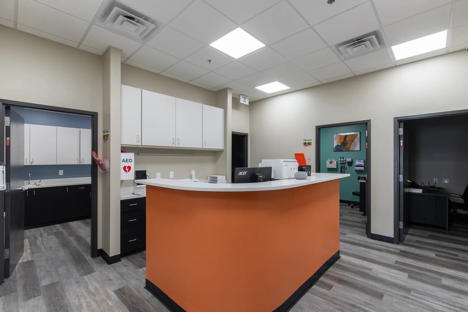 Broken to Better Urgent Care interior, Charlotte NC commercial upfit (photo 11)