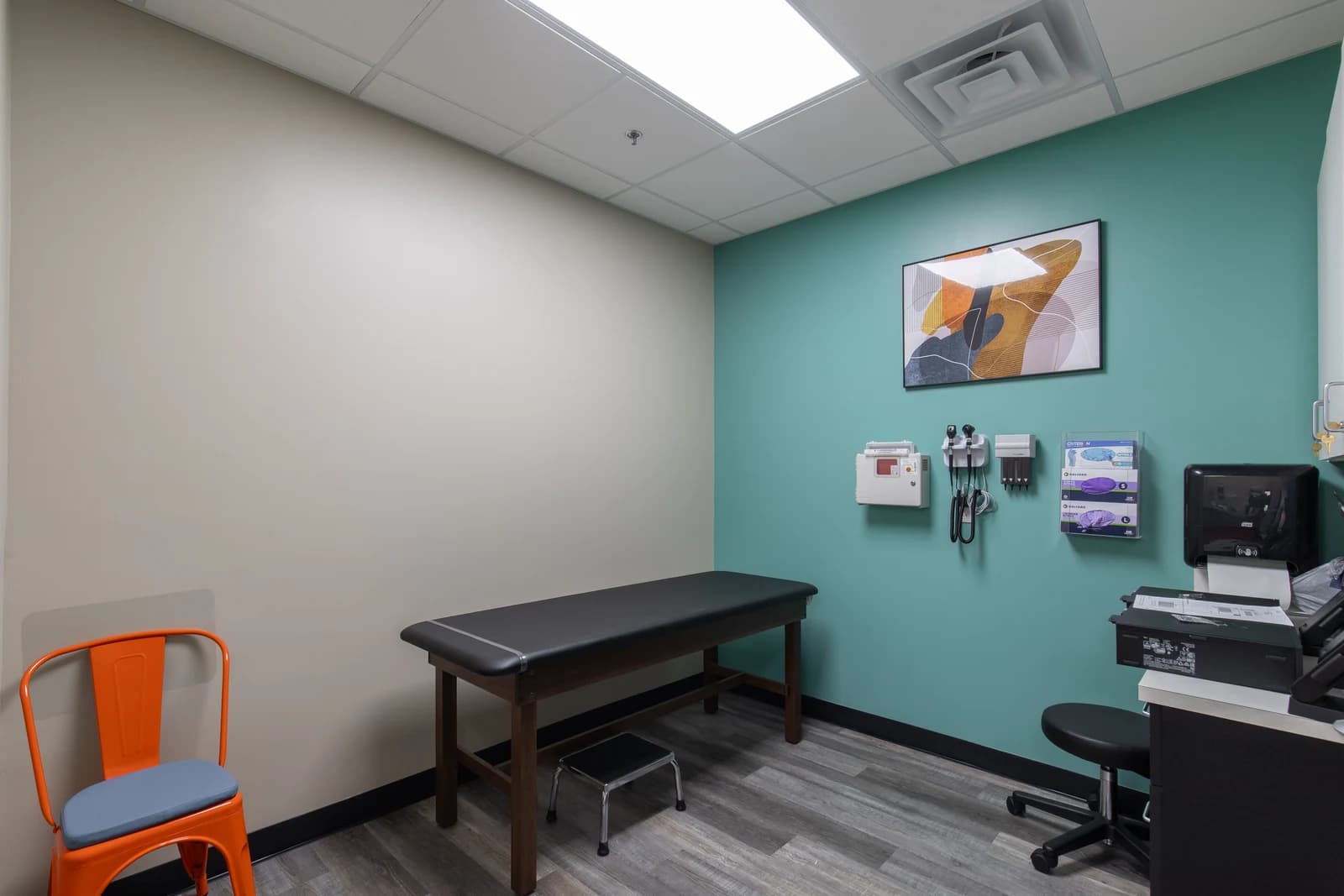 Broken to Better Urgent Care interior, Charlotte NC commercial upfit (photo 19)